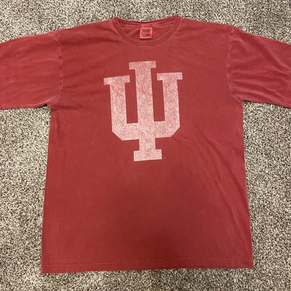 IU on comfort colors - Picture 1 of 4